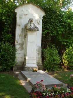 Brahms's grave in the Zentralfriedhof (Central Cemetery), Vienna.